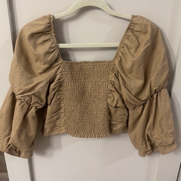 Do+Be Cropped Beige Top Medium - Picture 4 of 5